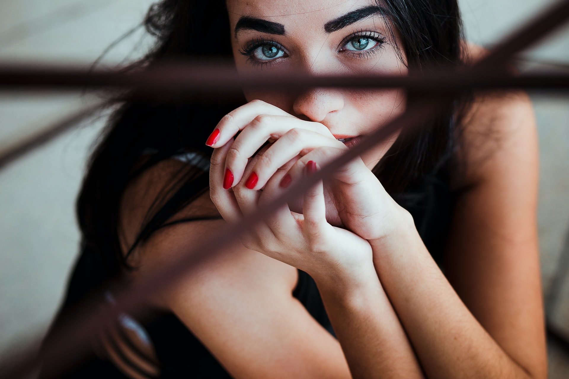 Machiaj brunete – Cum sa iti imbratisezi trasaturile naturale imagine 8 Machiaj brunete – Cum sa iti imbratisezi trasaturile naturale imagine 7
