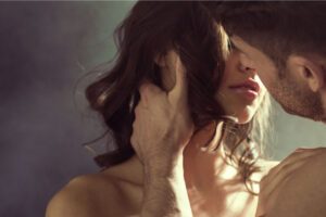 Contact imagine 64 Feromonii – Elemente esentiale in fenomenul atractiei sexuale!